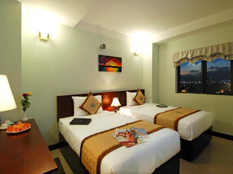 Luna Diamond Hotel Da Nang Exterior photo