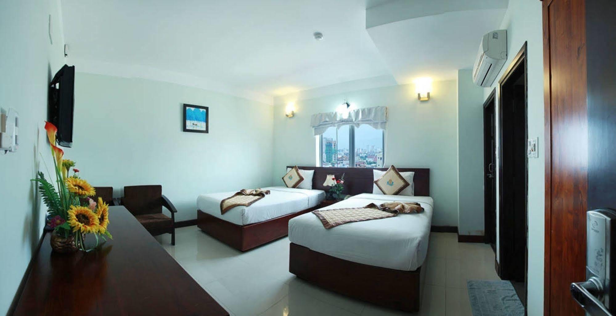 Luna Diamond Hotel Da Nang Exterior photo