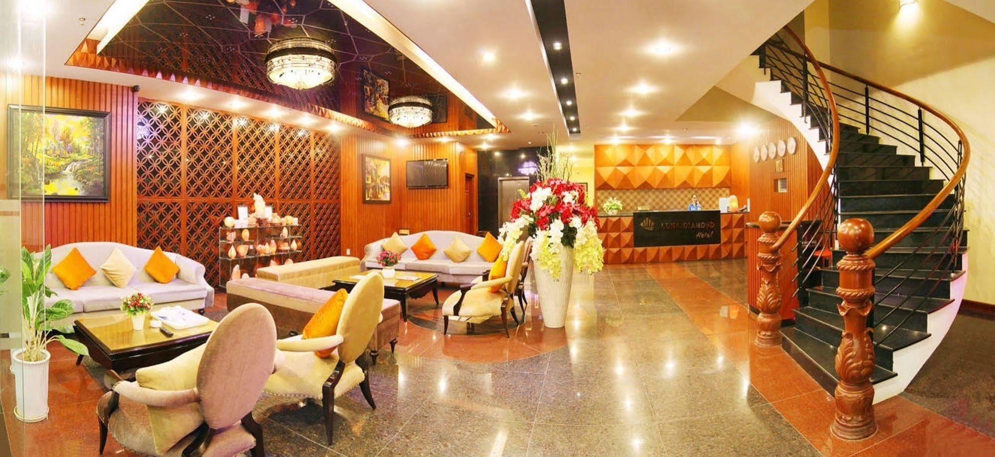 Luna Diamond Hotel Da Nang Exterior photo