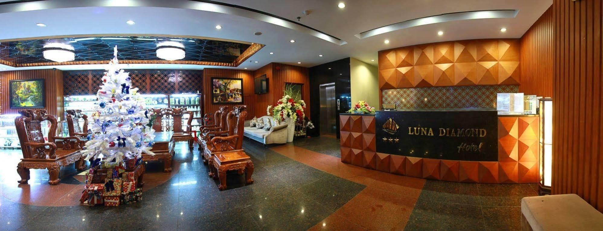 Luna Diamond Hotel Da Nang Exterior photo